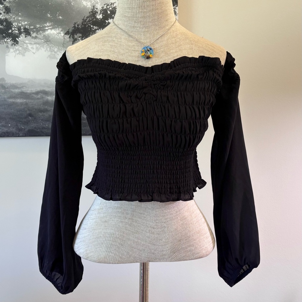 Abercrombie & Fitch Black Off-the-Shoulder Long Sleeve Midriff Top Size L